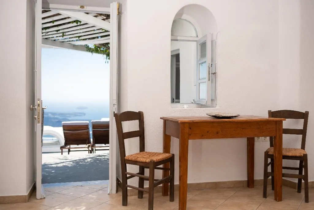DOUBLE DELUXE SEA VIEW Room, Iatis View Collection, Santorini
