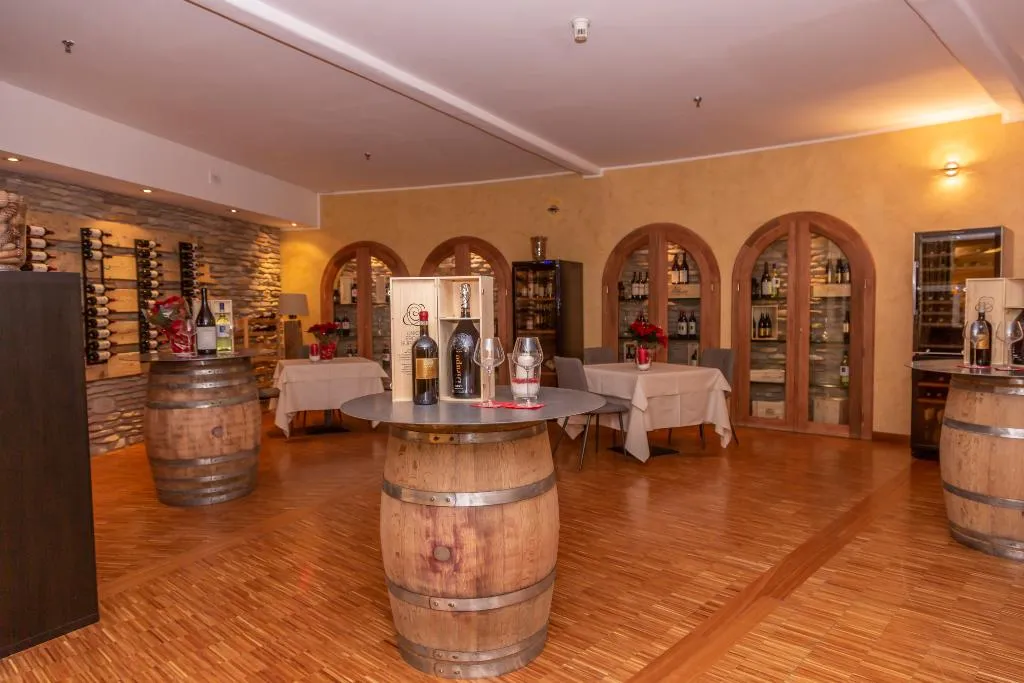 Restaurant, Hotel la Torre Spa & Restaurant, Milan