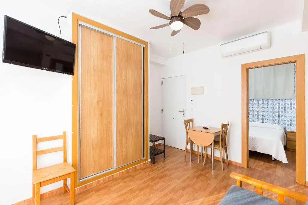 Room, Guadalupe Cozy Inns, Costa Del Sol
