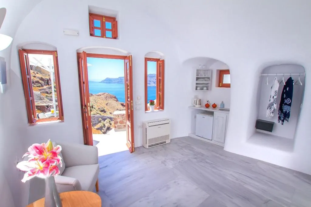 CAVE SUPERIOR SEA VIEW Room, Oia Mare Villas, Santorini