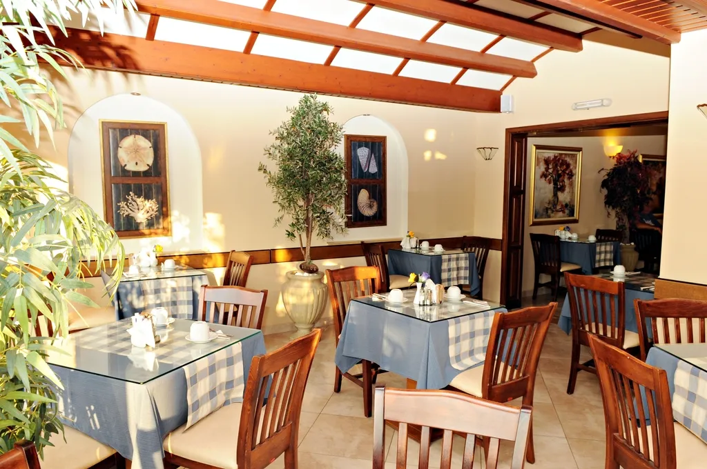 Restaurant, Athena, Samos