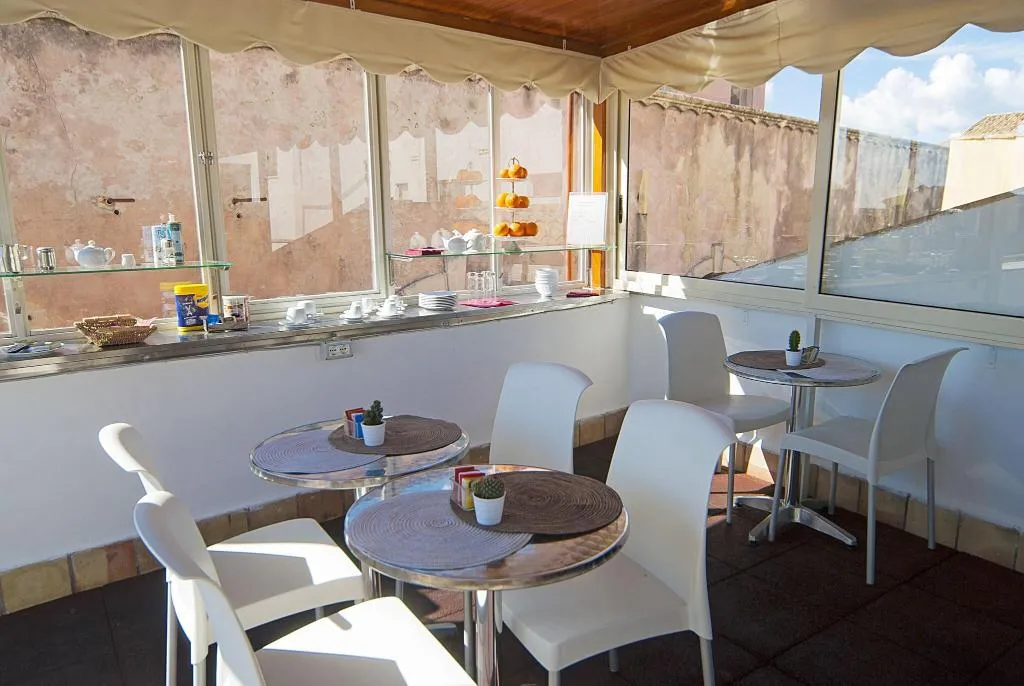 Restaurant, Aretusa Vacanze B&B, Catania