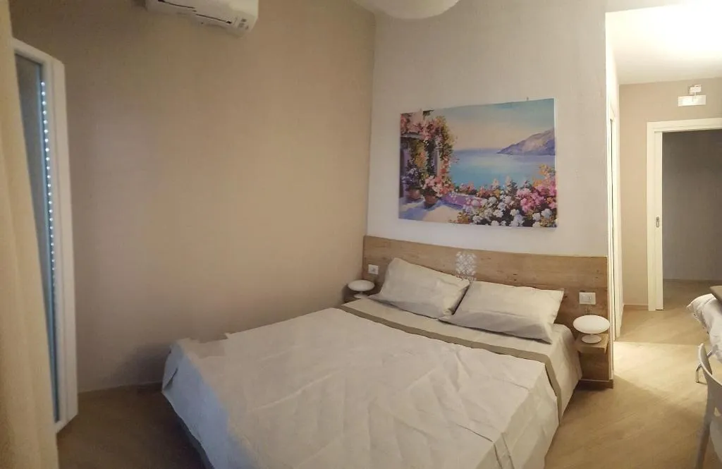 Room, Euforia Napoli, Naples