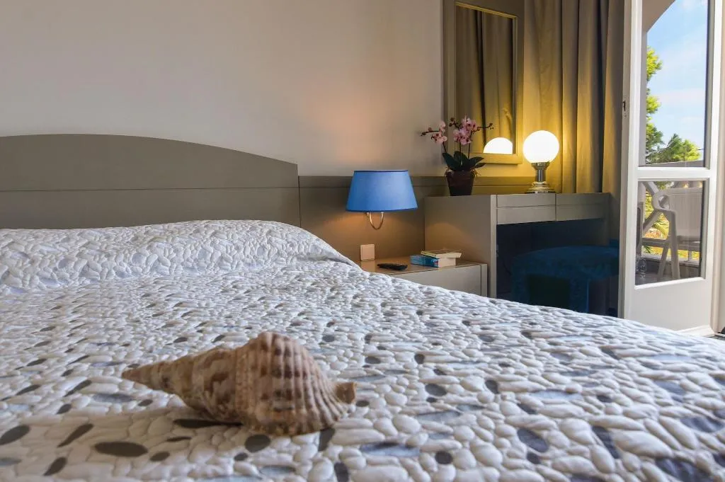 Room, Mantenia Hotel, Crete