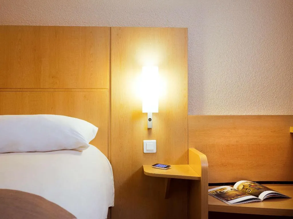 TRIPLE STANDARD Room, ibis Milano Malpensa Aeroporto, Milan