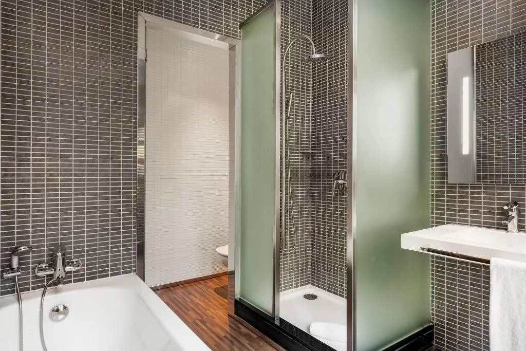 Room, AC Hotel Palacio del Retiro Autograph Collection, Madrid