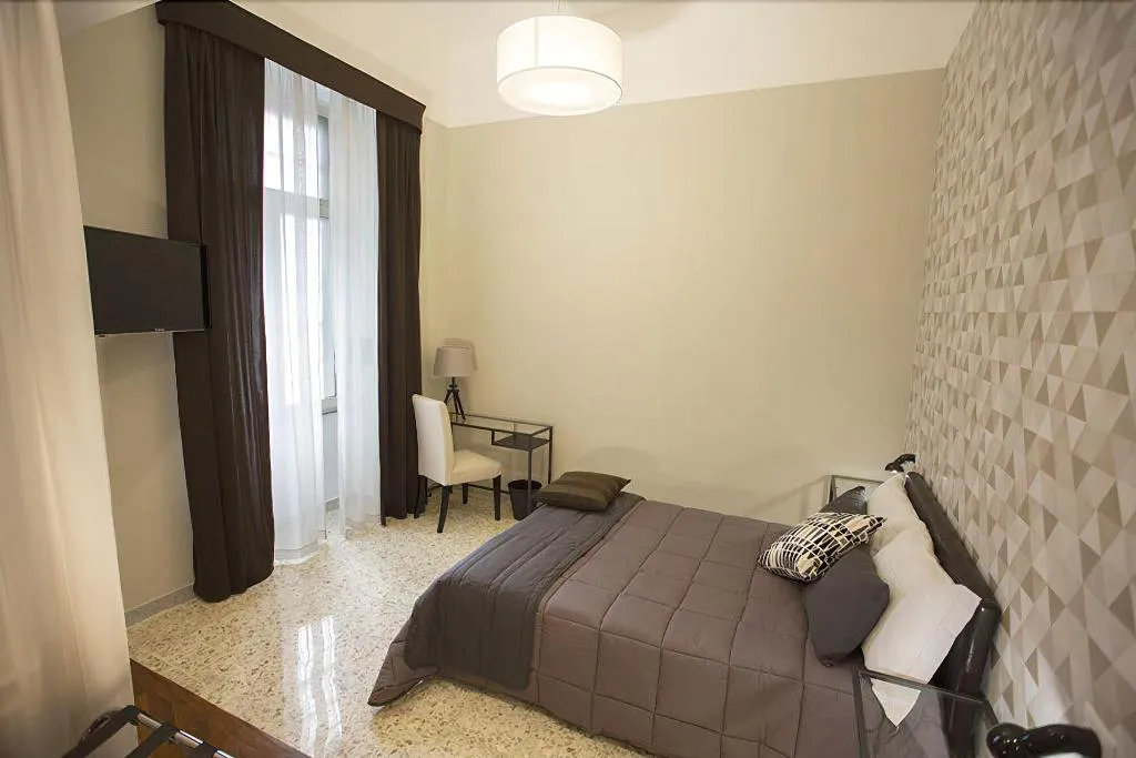 Room, B&B Rettifilo, Naples