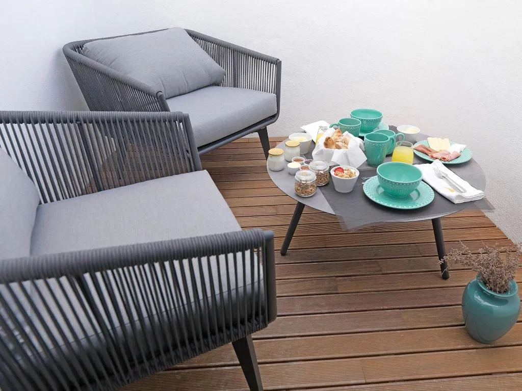 Room, Feels Like Home Santa Catarina Prime Suites, Porto