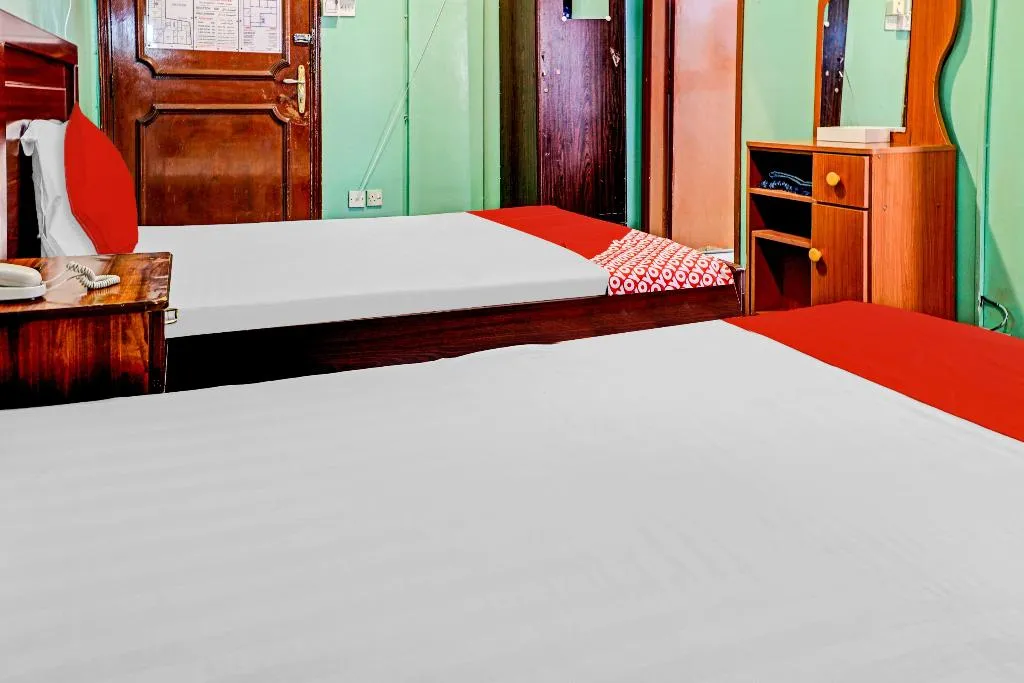 TWIN STANDARD Room, Al Karawan Hotel, Dubai