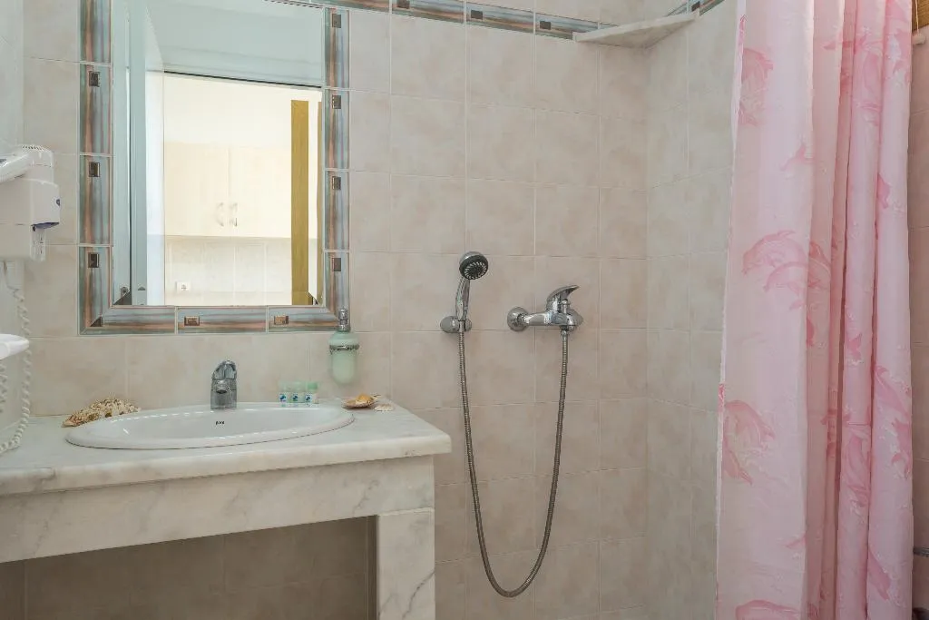 APARTMENT STANDARD Room, Ritsa Apartments, Skiathos