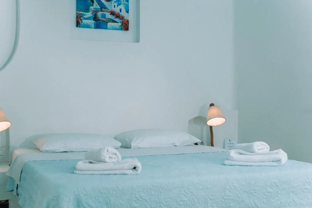 TRIPLE ONE BEDROOM ONE BATHROOM Room, Sofia's Bungalows Mykonos, Mykonos