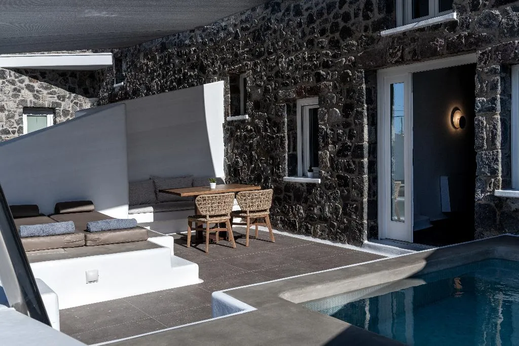 SUITE WITH VIEWS Room, Victoria Caves, Santorini