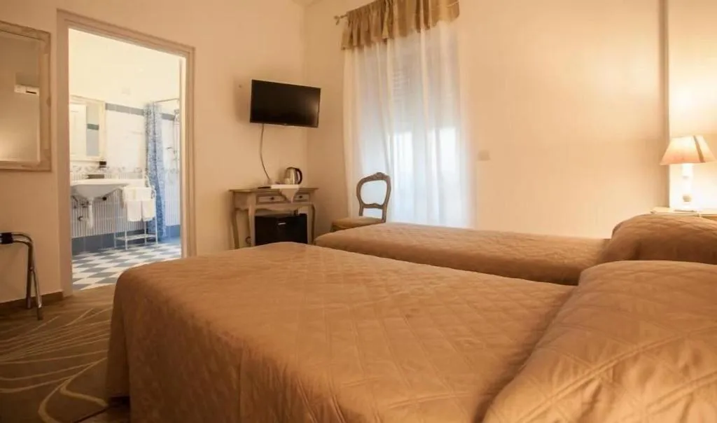 Room, City Garden Guest House, Olbia