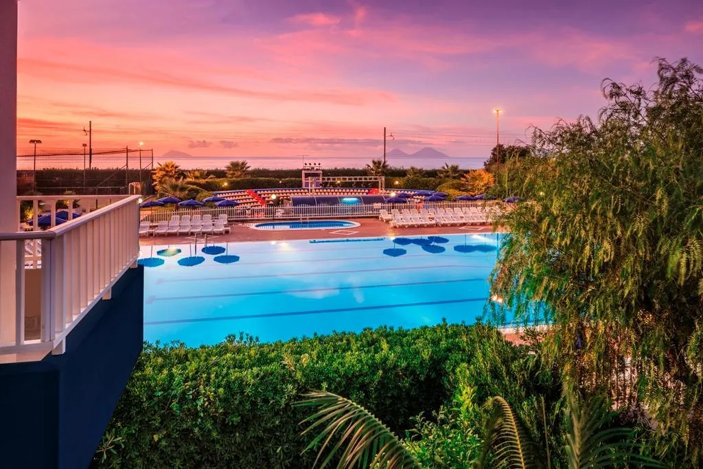 Pool, Riviera Del Sole, Catania