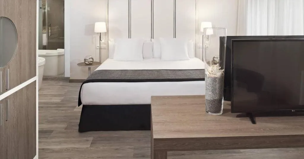 Room, Melia Lebreros, Seville