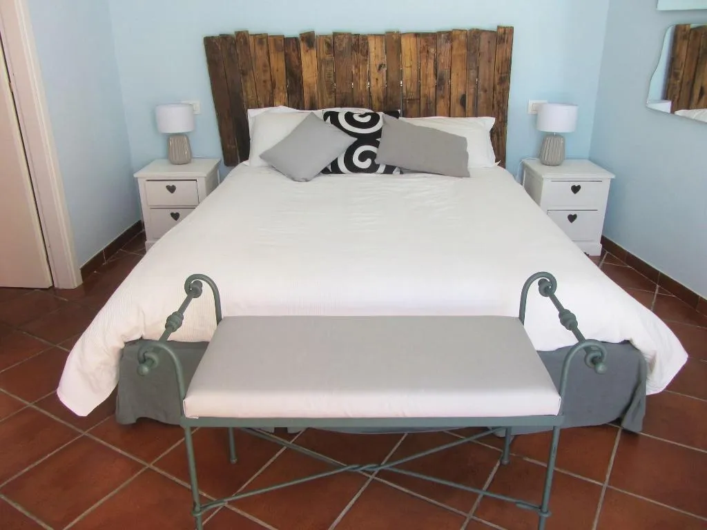 Room, B&B I Limoni, Naples