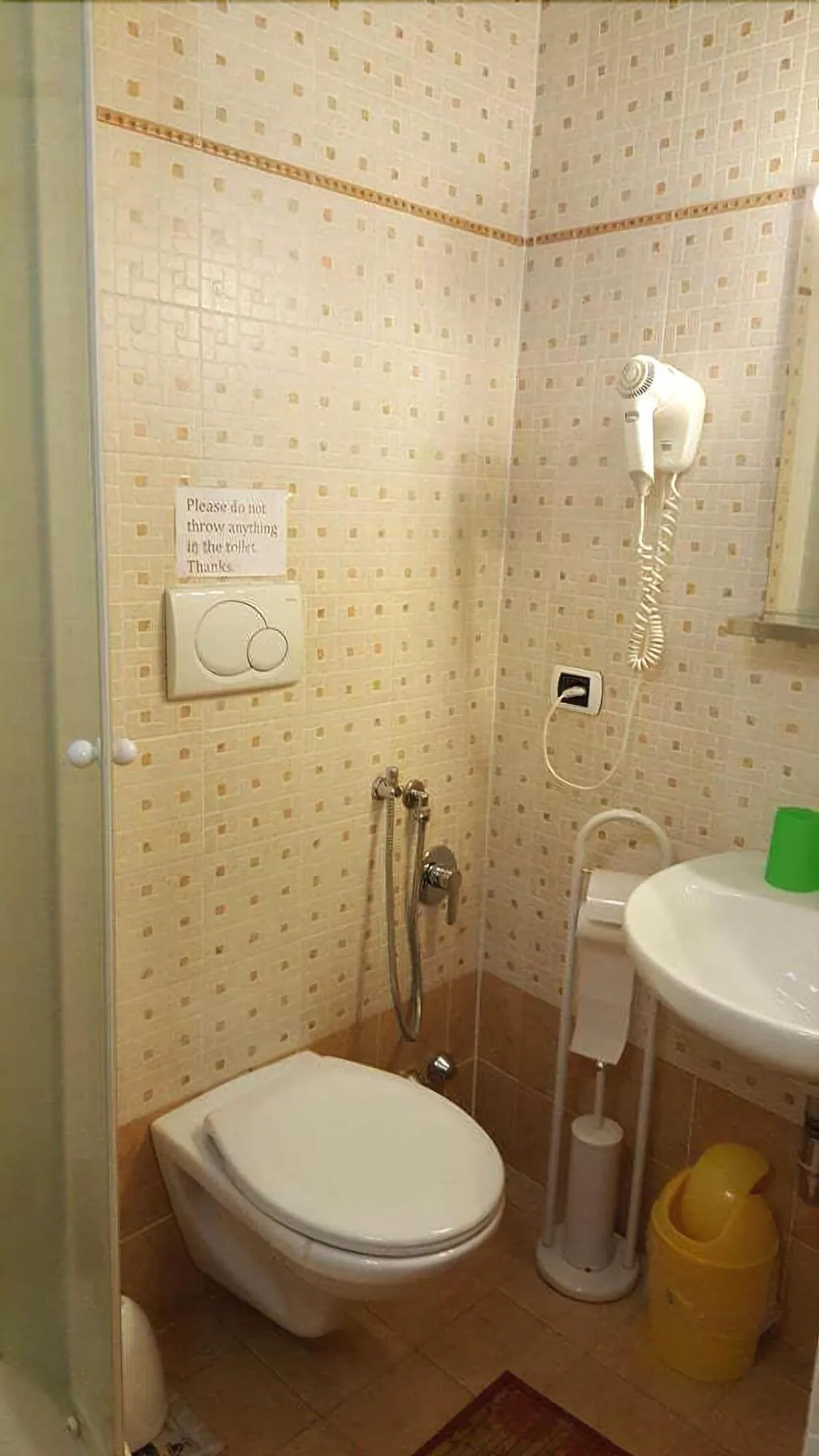 Room, Tagliaferri Lucia, Naples