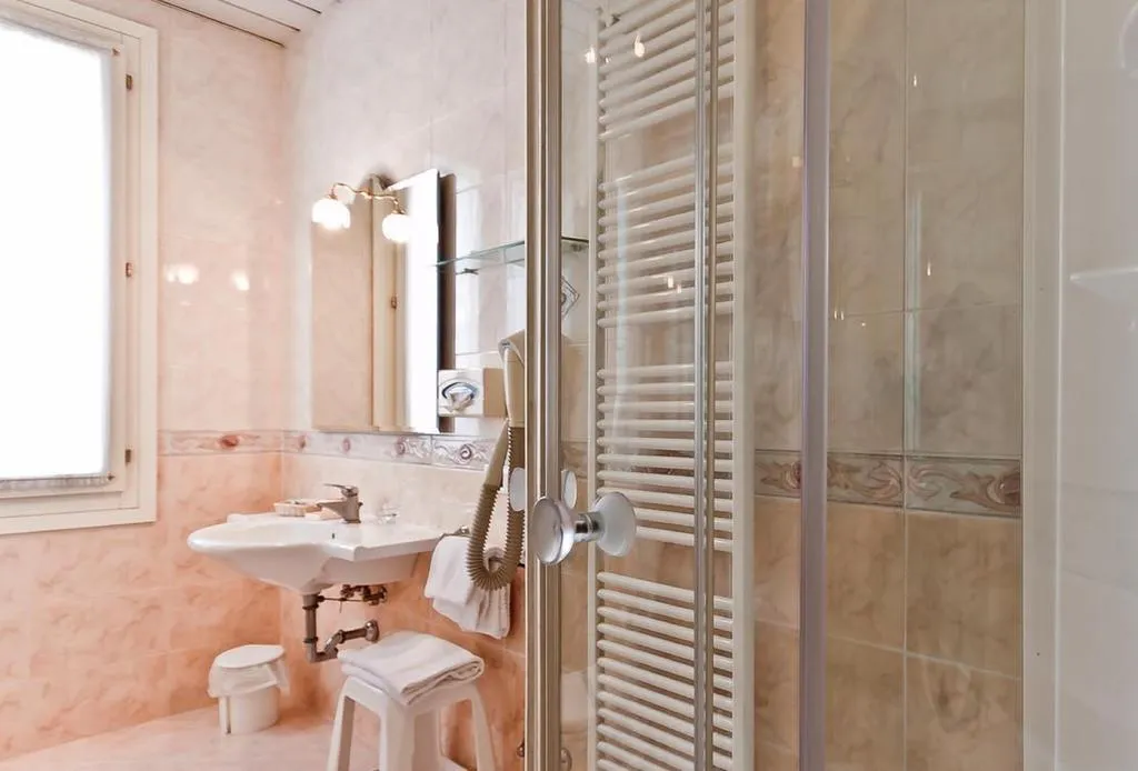 DOUBLE COMFORT Room, Hotel Terme Roma, Venice