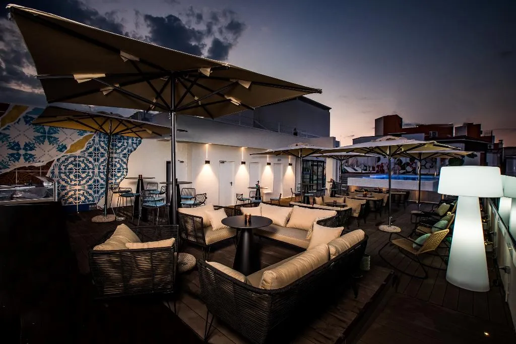 Terrace, NYX Hotel Madrid by Leonardo Hotels, Madrid