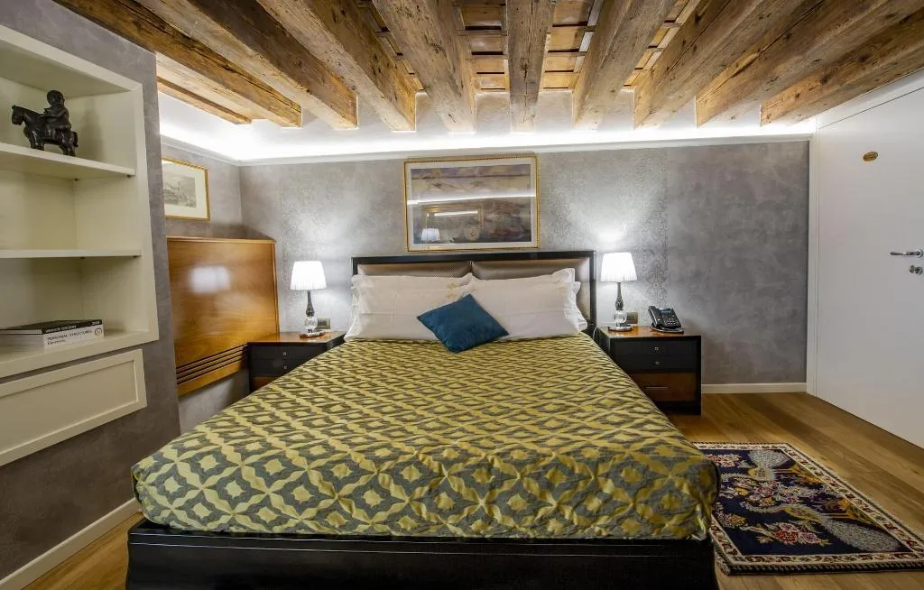 Room, EGO' Residence Venice, Venice