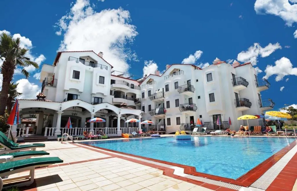 Terrace, Oykun, Dalaman