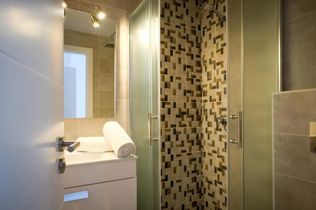Room, S'Alamera Suites Hotel & Apartments, Ibiza
