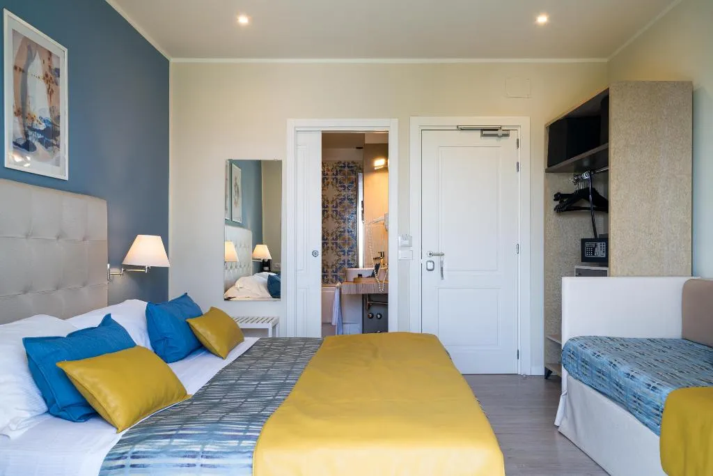 TRIPLE SEA VIEW WITH TERRACE Room, Hotel Rivage Taormina, Taormina