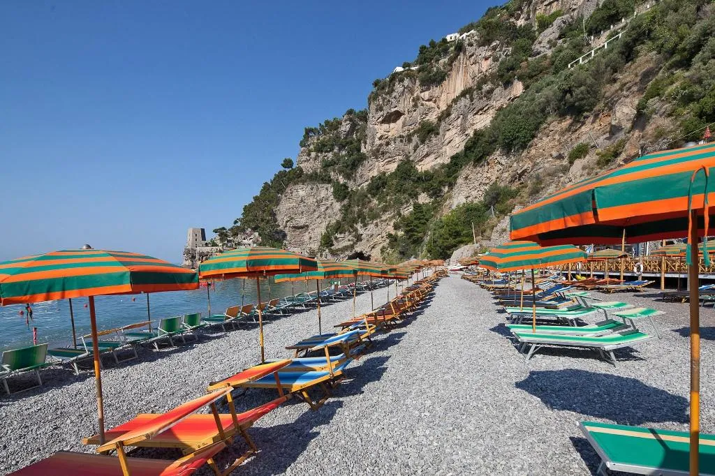 Beach, Pupetto, Naples