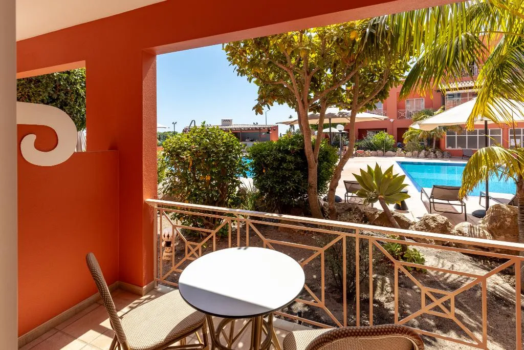 TWIN GARDEN VIEW WITH BALCONY Room, Belavista da Luz, Algarve