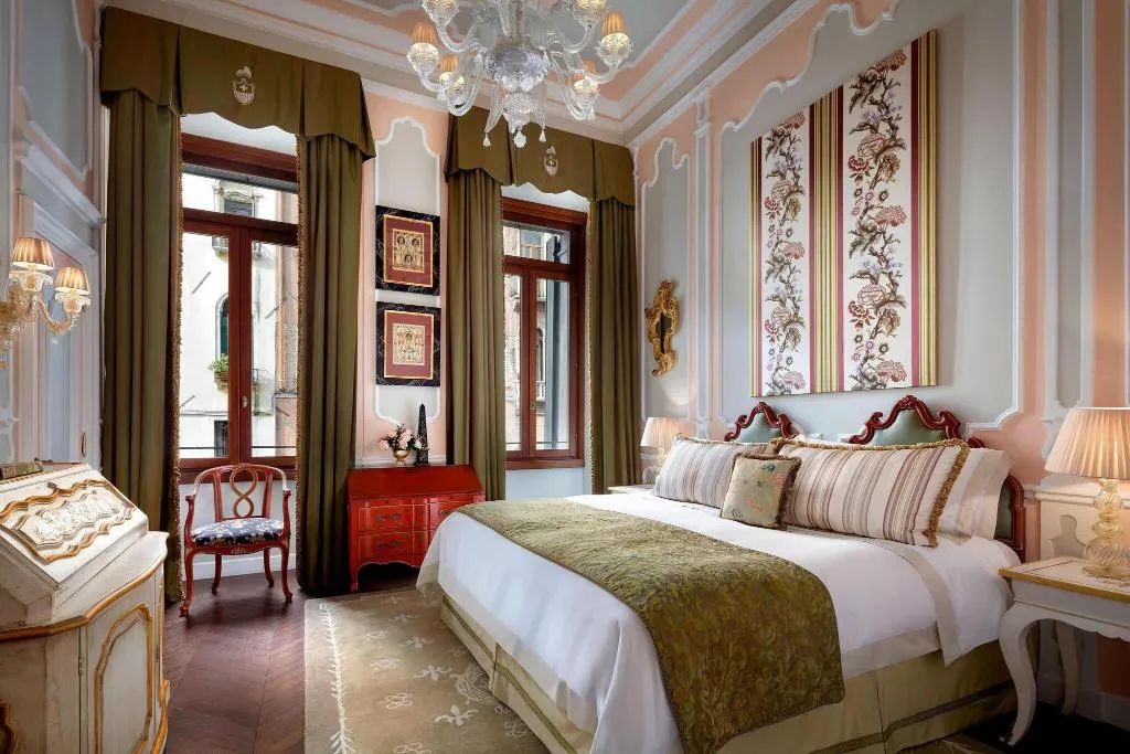 Room, The Gritti Palace, a Luxury Collection Hotel, Venice