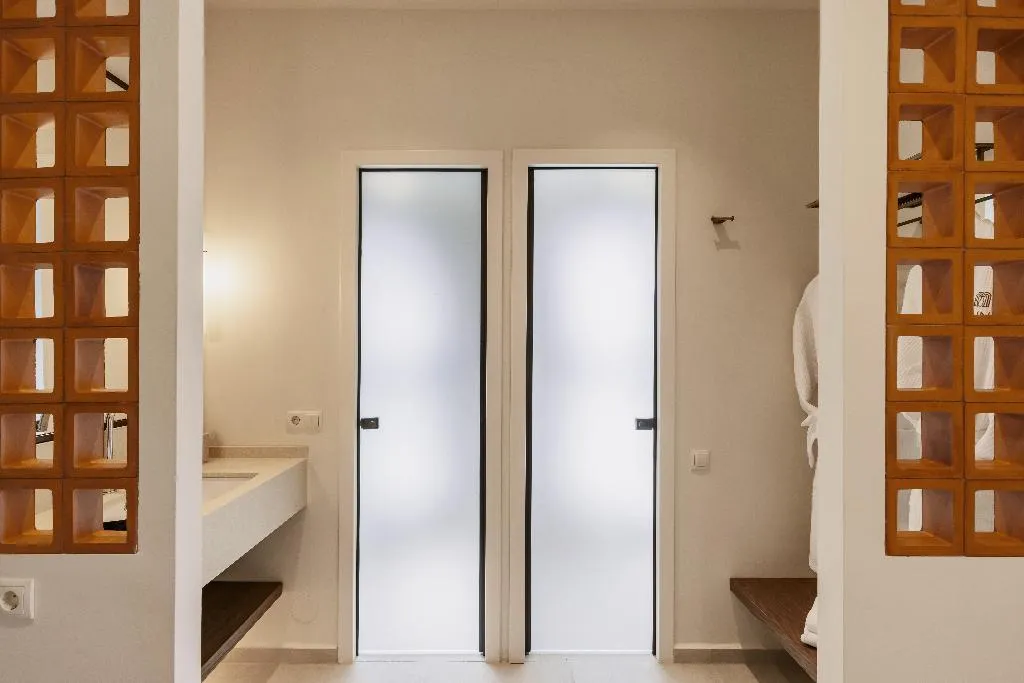 Room SEA VIEW WITH BALCONY Room, Minnŏ Boutique Hotel & Spa, Skiathos
