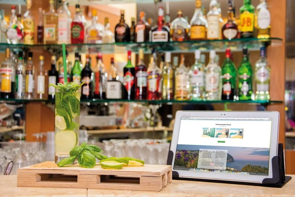Bar, Capizzo, Naples