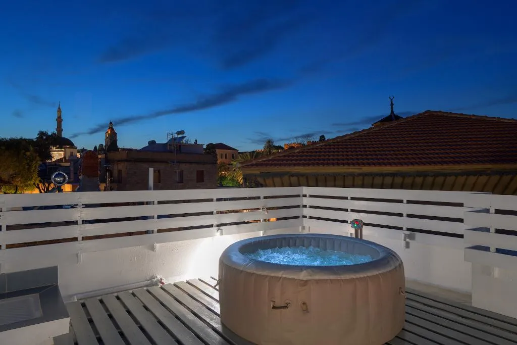 General view, Alley7, Rhodes
