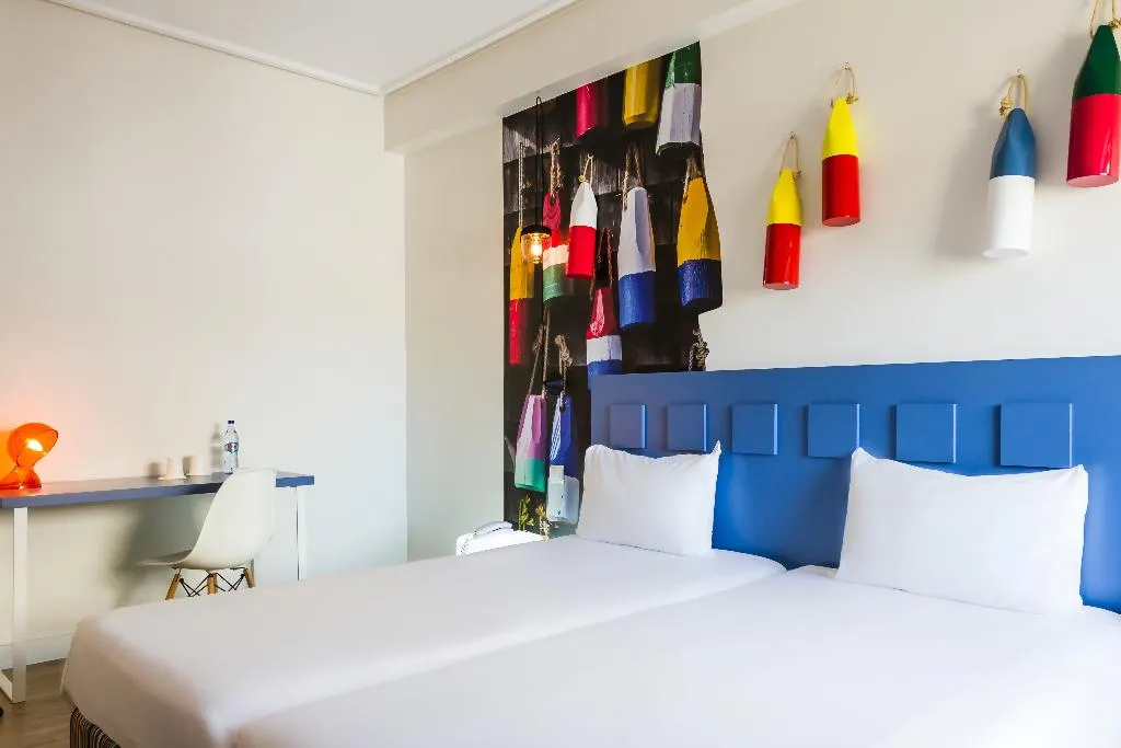 Double or Twin STANDARD Room, Ibis Styles Lisboa Centro Liberdade NE, Lisbon