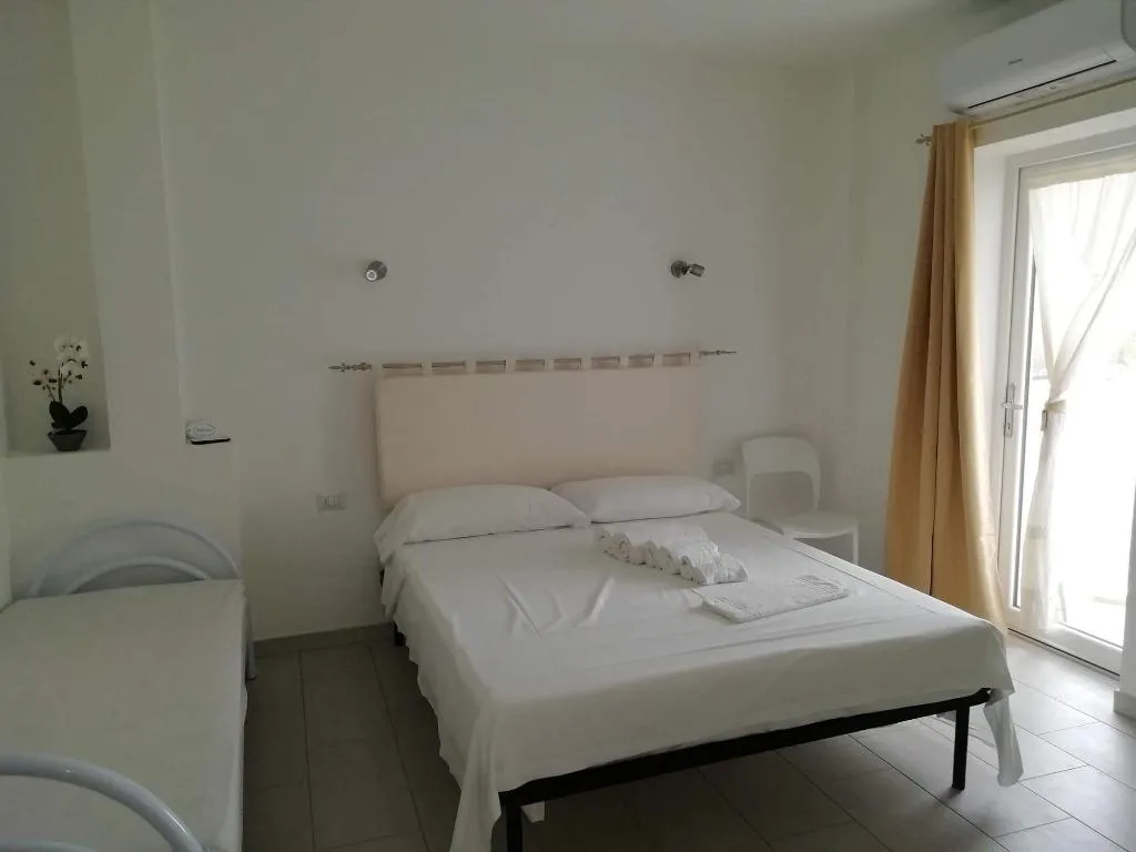 Room, Al Mare Da Francesca, Olbia