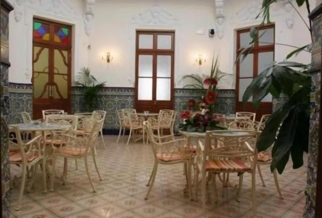 Restaurant, Hotel Restaurante Casa Julia, Valencia