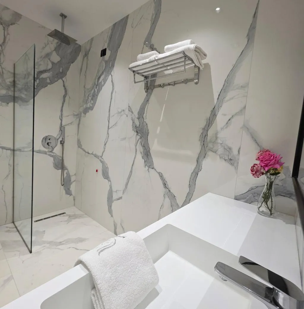 SUITE ONE BED Room, Valza Boutique Hotel, Kavaje