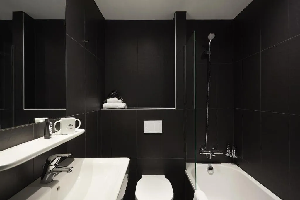 STUDIO DELUXE Room, The Social Hub Amsterdam City, Amsterdam