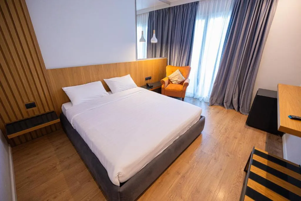 DOUBLE WITH BALCONY Room, Duka Hotel, Kavaje