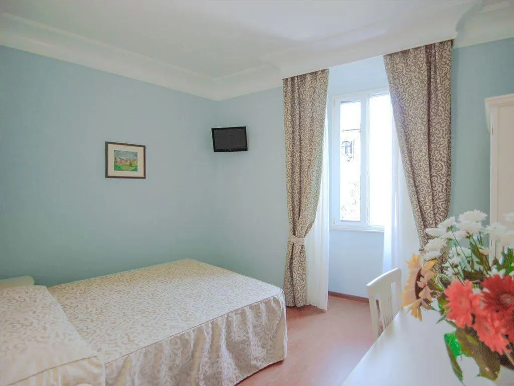Room, Adriana E Felice, Naples