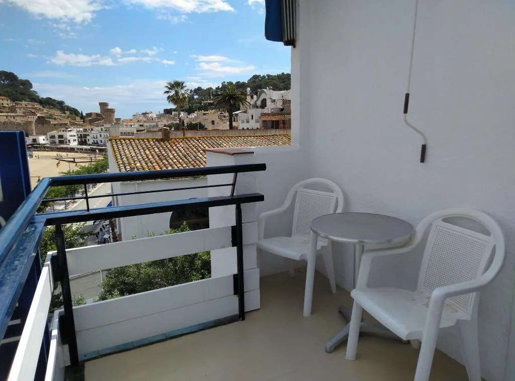 Room, Corisco, Costa Brava