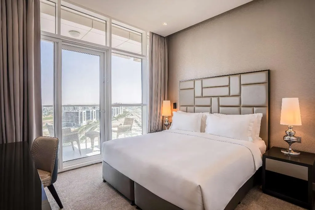 JUNIOR SUITE STANDARD Room, Radisson Dubai Damac Hills, Dubai