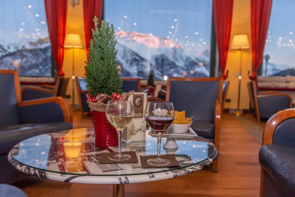 Bar, Hotel la Torre Spa & Restaurant, Milan