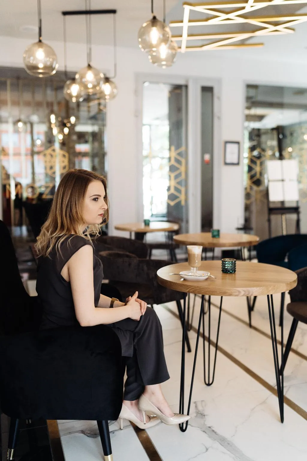 Lobby, Apis, Krakow