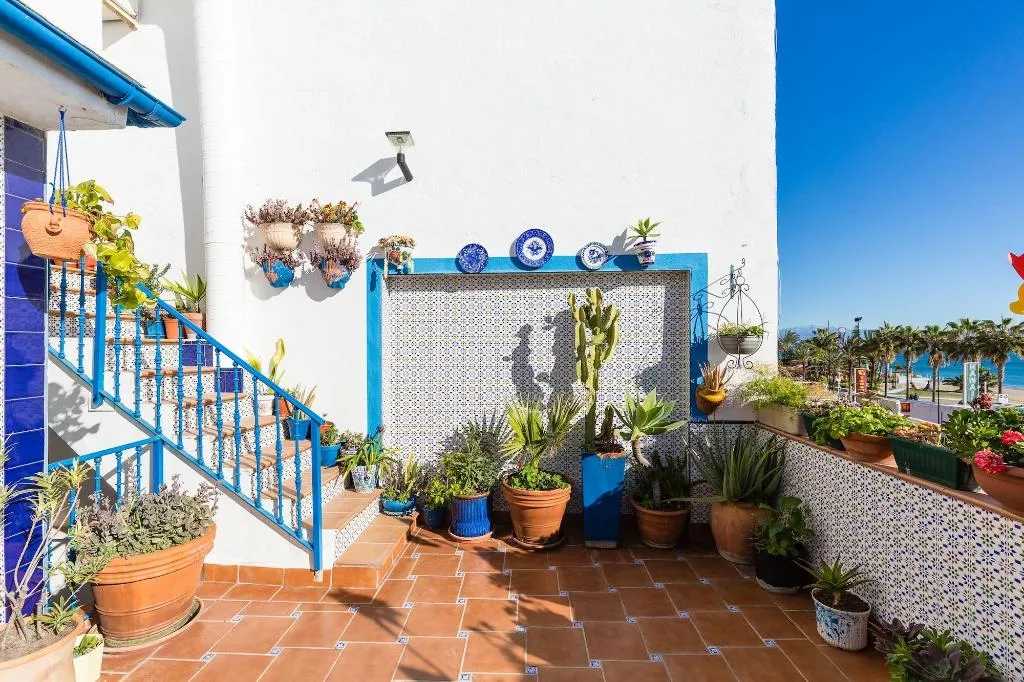 Terrace, Guadalupe Cozy Inns, Costa Del Sol