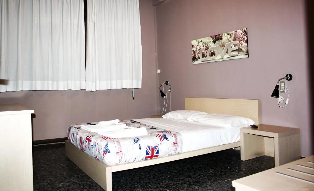 Room, Colombo Hotel & Hostel For Backpackers, Venice
