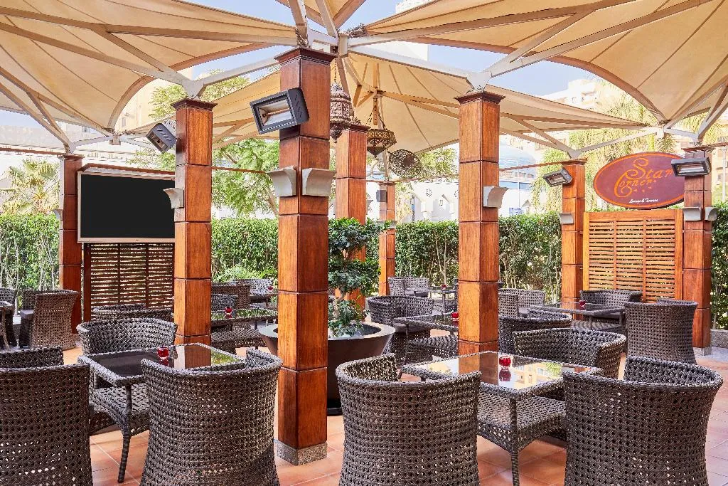 Restaurant, Holiday Inn Cairo - Citystars, Cairo