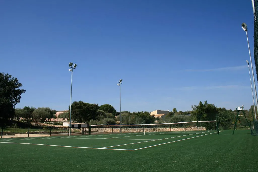 Sports and Entertainment, Masseria degli Ulivi, Catania