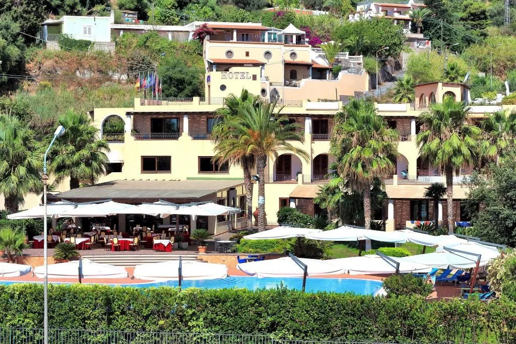 General view, Aktea, Catania