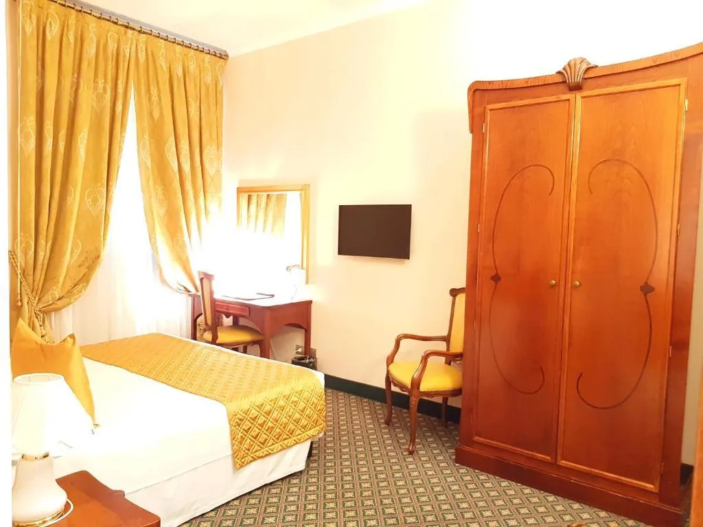 TWIN STANDARD Room, Berchielli, Florence